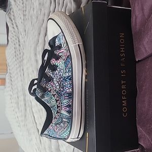 Converse Doodle Art Unisex Multi-colored Sneakers Size 6 Woman's or Size 4 Mens